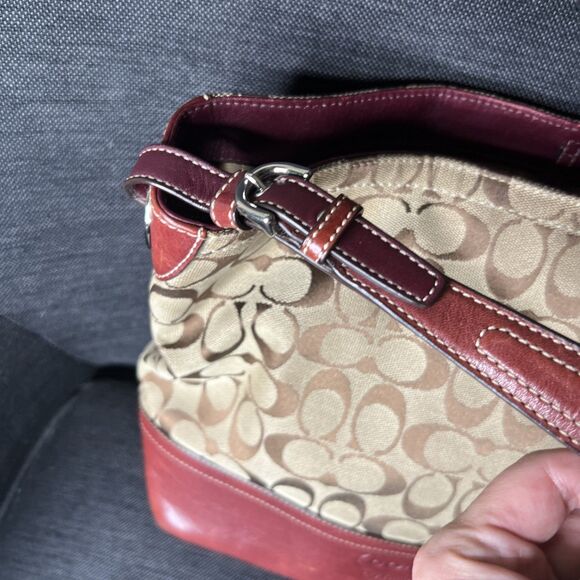 Coach Leatherware est 1941 Signature Canvas and Leather Shoulder Handbag EUC - Picture 4 of 15